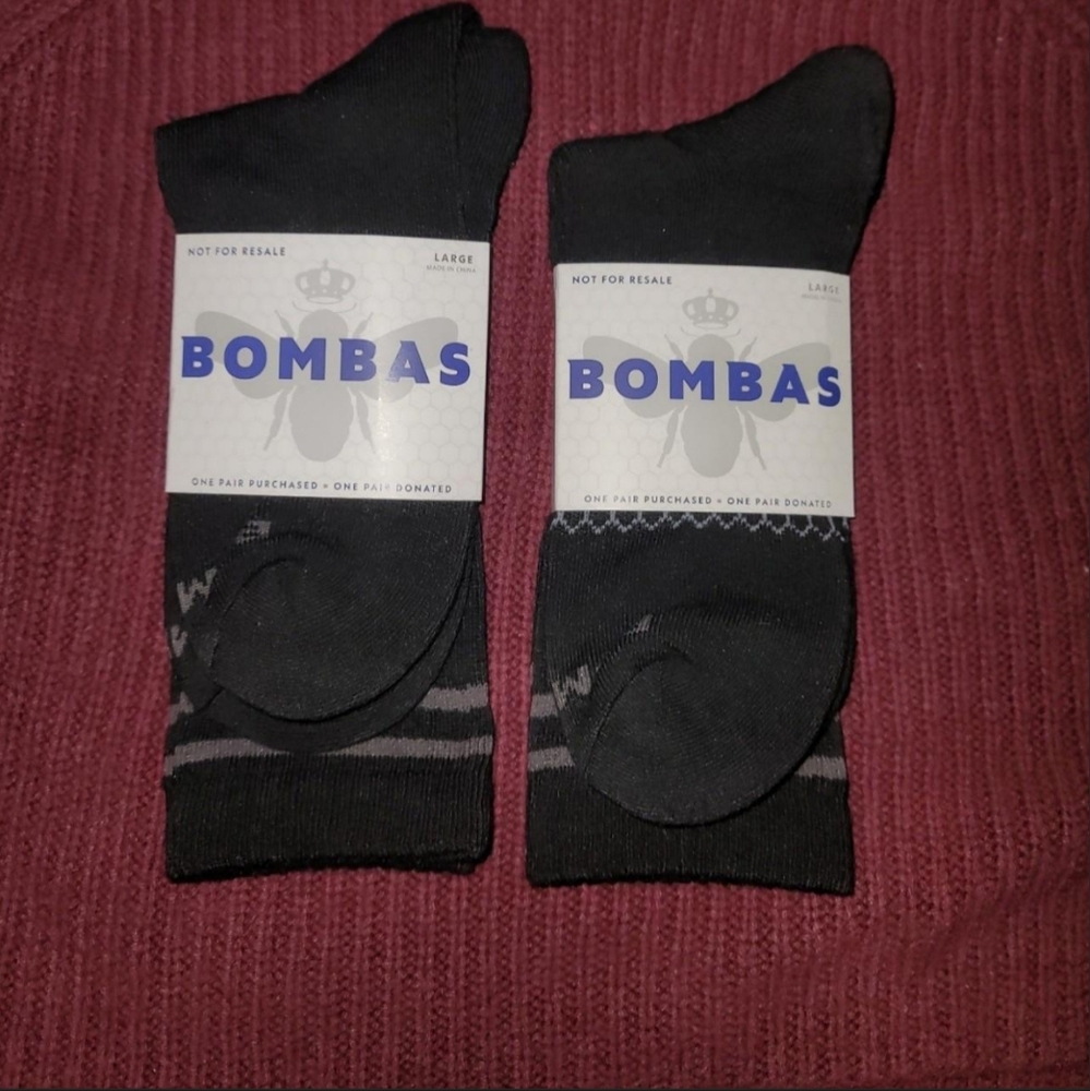 BOMBAS 2 pairs  -  bee better Socks Size Large...BRAND NEW WITH TAGS.